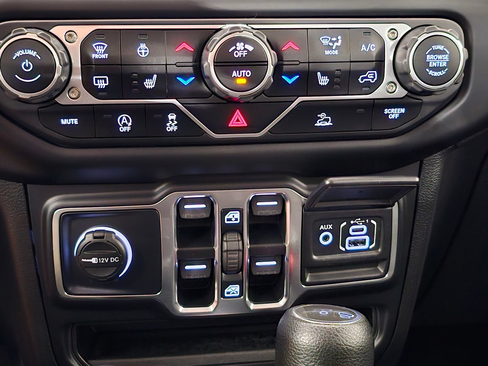 Used 2021 Jeep Gladiator Overland AWD/4WD image 14