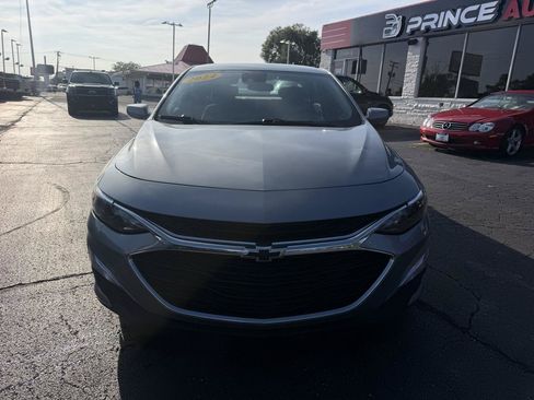 Used 2024 Chevrolet Malibu RS FWD image 2