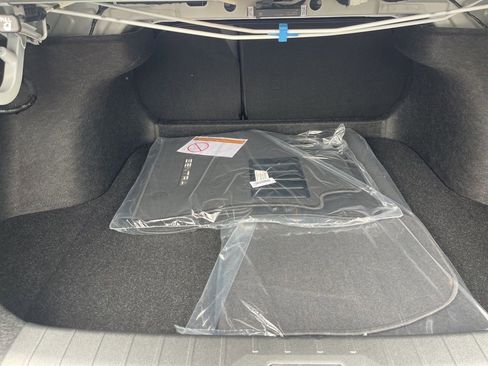 New 2026 Nissan Sentra SR w/ Floor Mat Package image 16
