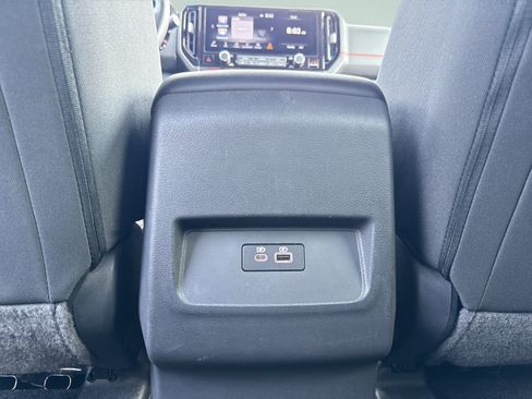 Used 2026 Nissan Frontier PRO-4X AWD/4WD image 25
