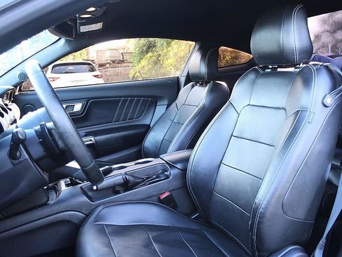 Used 2018 Ford Mustang GT Premium RWD image 13