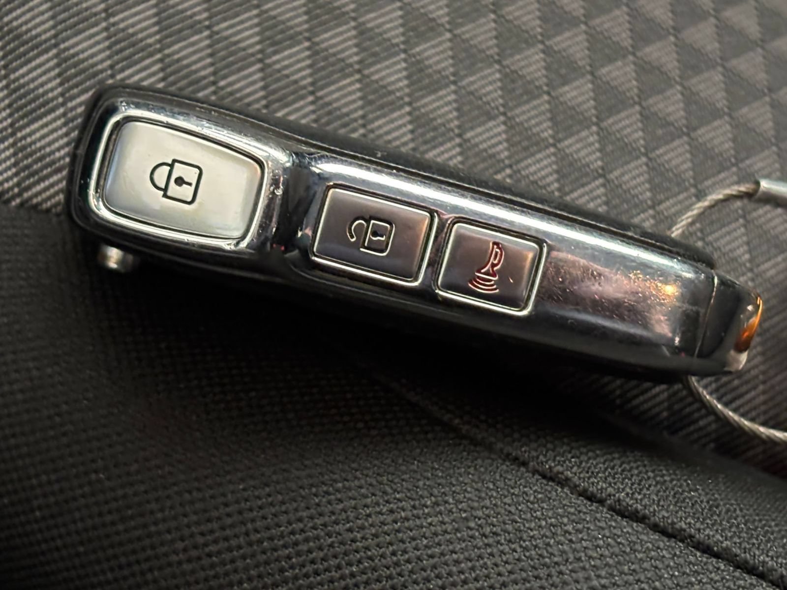 Used 2025 Kia Soul LX w/ LX Technology Package FWD image 20