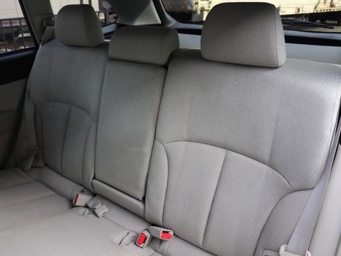 Used 2011 Subaru Outback 2.5i Premium image 24