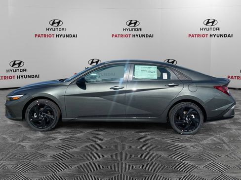 Used 2026 Hyundai Elantra Sport FWD image 6