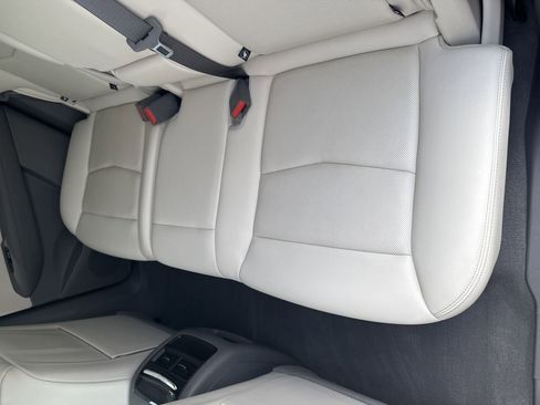 Certified 2022 Cadillac XT5 Premium Luxury image 27