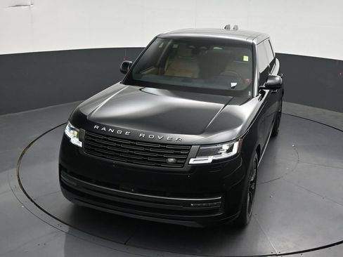 Used 2025 Land Rover Range Rover SE AWD/4WD image 22