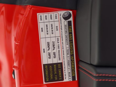 Used 2022 Ferrari F8 Tributo RWD image 35
