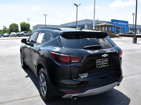 Used 2023 Chevrolet Blazer LT w/ Convenience Package FWD image 8