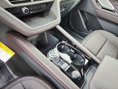 New 2026 Ford Explorer Platinum w/ LUX Leather Package image 17