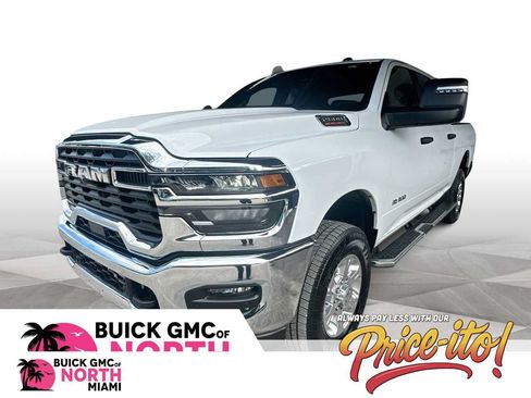 Used 2025 RAM 2500 Big Horn AWD/4WD image 1