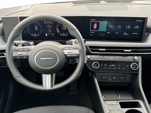 Used 2025 Hyundai Sonata SEL FWD image 25