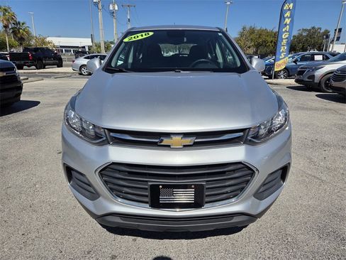 Used 2018 Chevrolet Trax LS image 18
