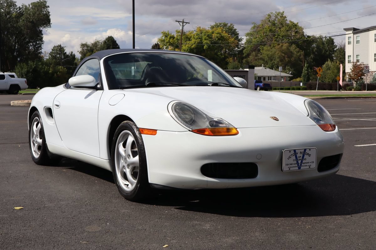 Used 1999 Porsche Boxster RWD image 14