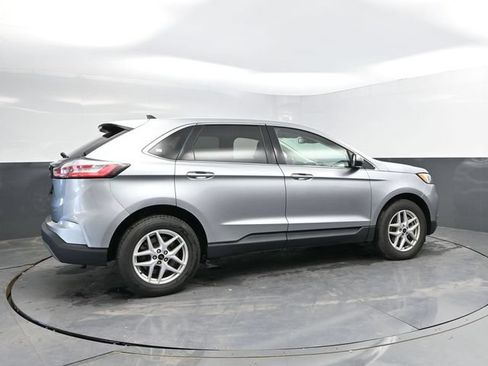 Used 2024 Ford Edge SEL AWD/4WD image 2