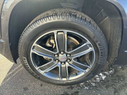 Certified 2019 GMC Acadia Denali image 34