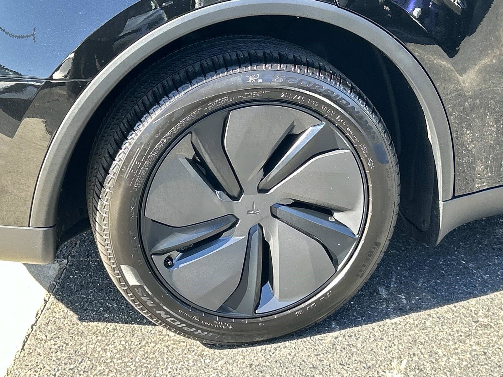 Used 2026 Tesla Model Y Long Range AWD/4WD image 7