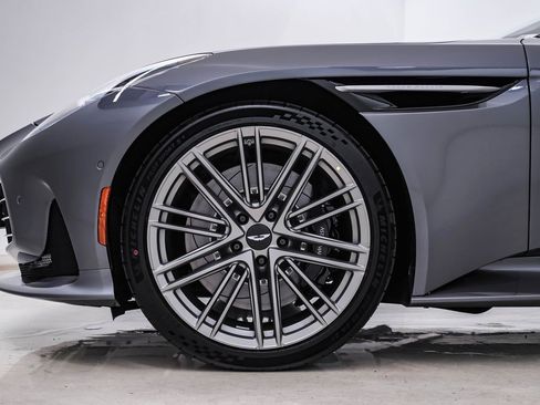 New 2025 Aston Martin DB12 Volante image 15