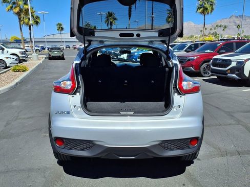 Used 2016 Nissan Juke S image 16