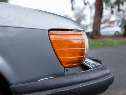 Used 1987 Mercedes-Benz 560 SL image 76