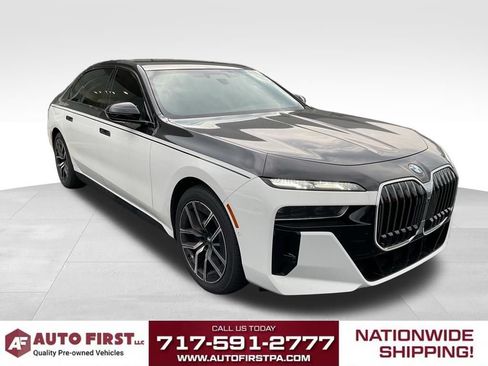 Used 2023 BMW 760i xDrive w/ Executive Package AWD/4WD image 1