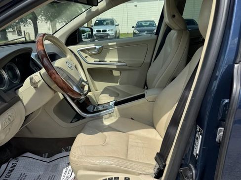 Used 2012 Volvo XC60 T6 image 8