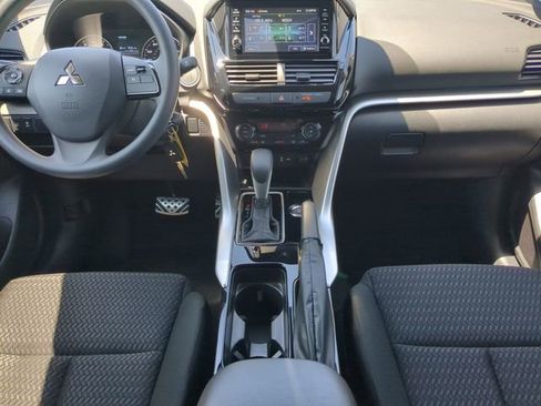 Used 2025 Mitsubishi Eclipse Cross ES AWD/4WD image 17