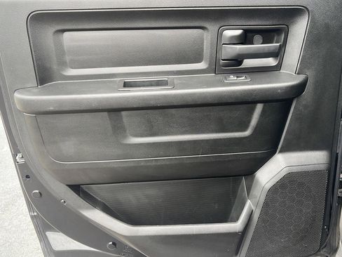 Used 2020 RAM 1500 Express w/ Express Value Package AWD/4WD image 23
