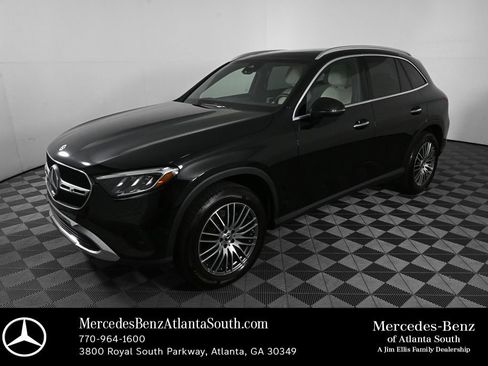 Certified 2024 Mercedes-Benz GLC 300 4MATIC image 1