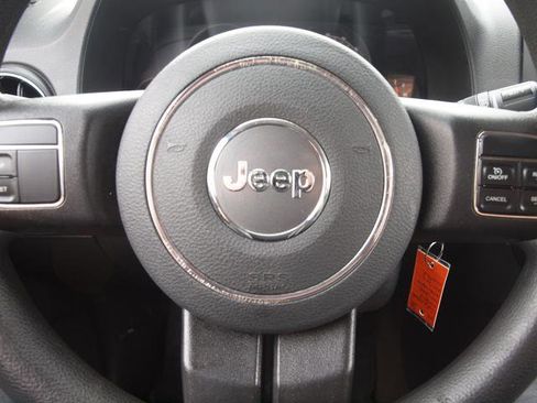 Used 2014 Jeep Compass Sport w/ Power Value Group AWD/4WD image 9