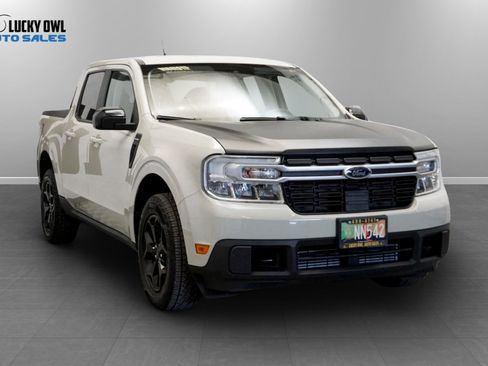 Used 2024 Ford Maverick Lariat w/ FX4 Off-Road Package AWD/4WD image 3
