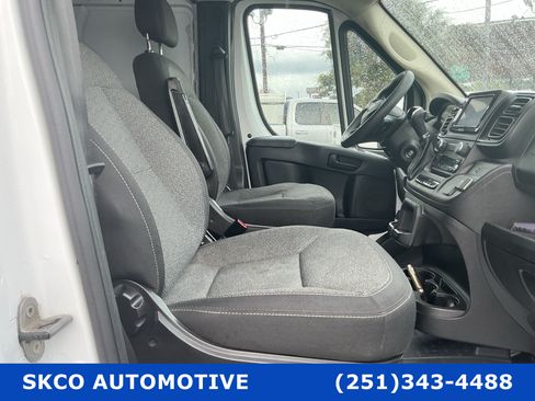 Used 2023 RAM ProMaster 2500 FWD image 13