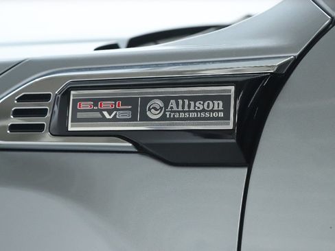 Used 2024 GMC Sierra 3500 SLT w/ SLT Premium Package AWD/4WD image 40