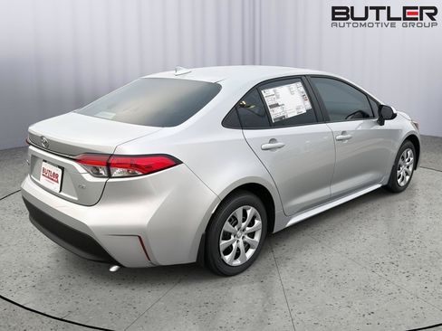 New 2026 Toyota Corolla LE FWD image 6