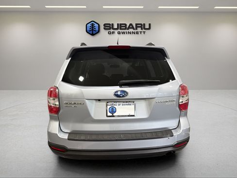Used 2015 Subaru Forester 2.5i Limited AWD/4WD image 4