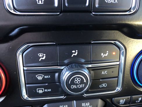 Used 2021 Chevrolet Tahoe High Country w/ Premium Package image 22