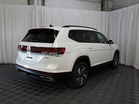 New 2026 Volkswagen Atlas SE image 24