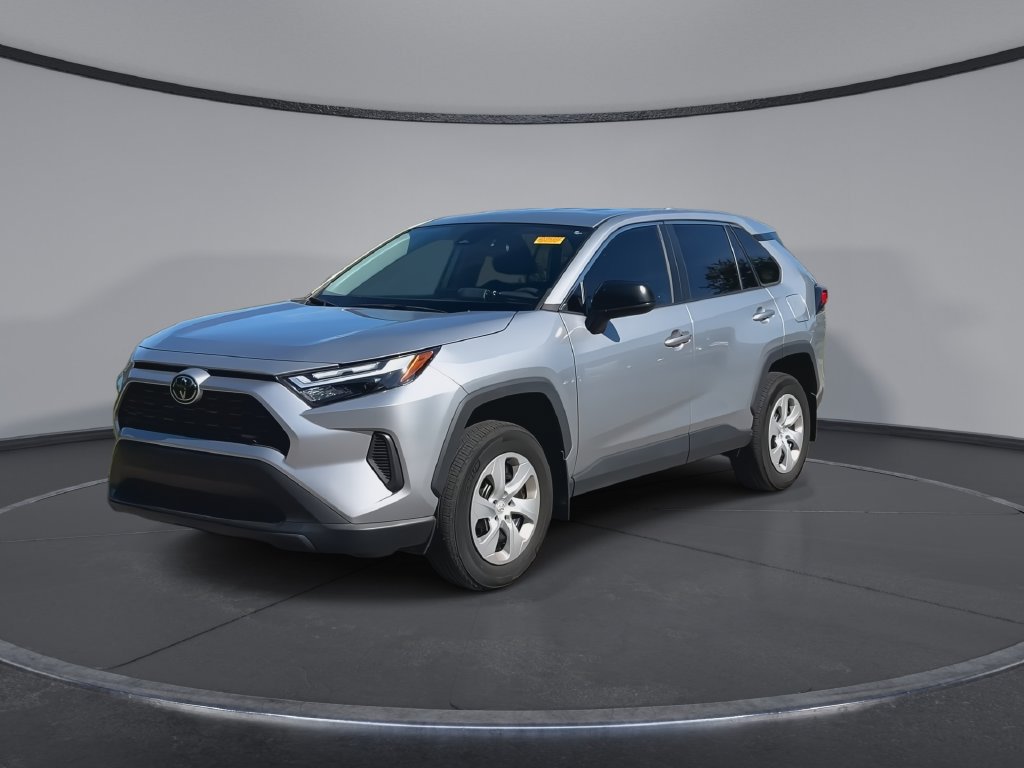 Certified 2024 Toyota RAV4 LE FWD image 4
