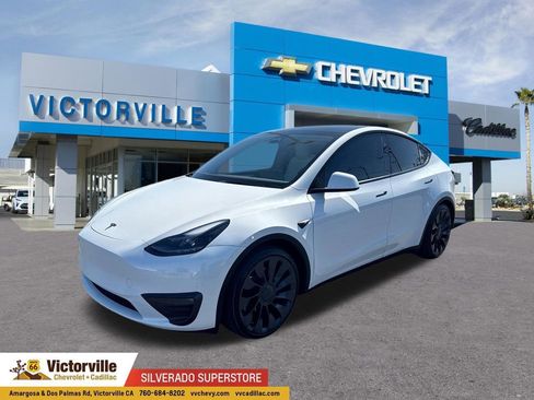 Used 2024 Tesla Model Y Performance AWD/4WD image 1
