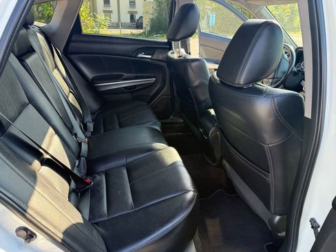 Used 2013 Honda Crosstour EX-L image 16