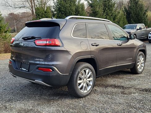 Certified 2017 Jeep Cherokee Limited image 6
