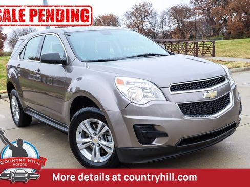 Used 2010 Chevrolet Equinox LS image 1