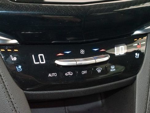 Used 2023 Cadillac XT6 Sport w/ LPO, Floor Liner Package AWD/4WD image 35