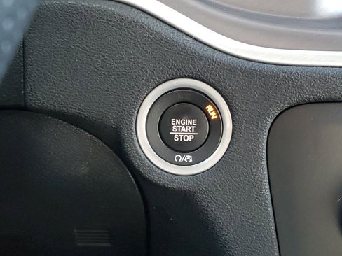 Used 2021 Dodge Charger SXT w/ Driver Convenience Group image 20