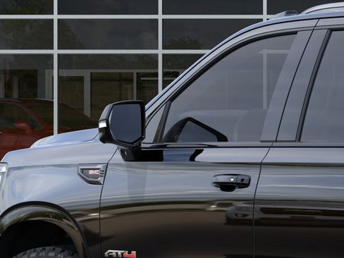 New 2026 GMC Yukon XL AT4 AWD/4WD image 12