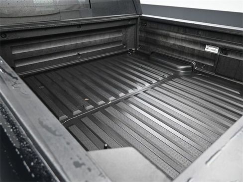 Used 2021 Subaru Legacy Touring XT image 4