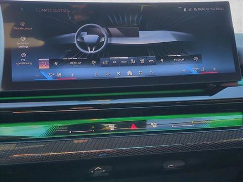 Used 2026 BMW i5 eDrive40 w/ Convenience Package image 14