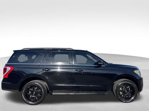 Certified 2020 Ford Expedition XLT image 5