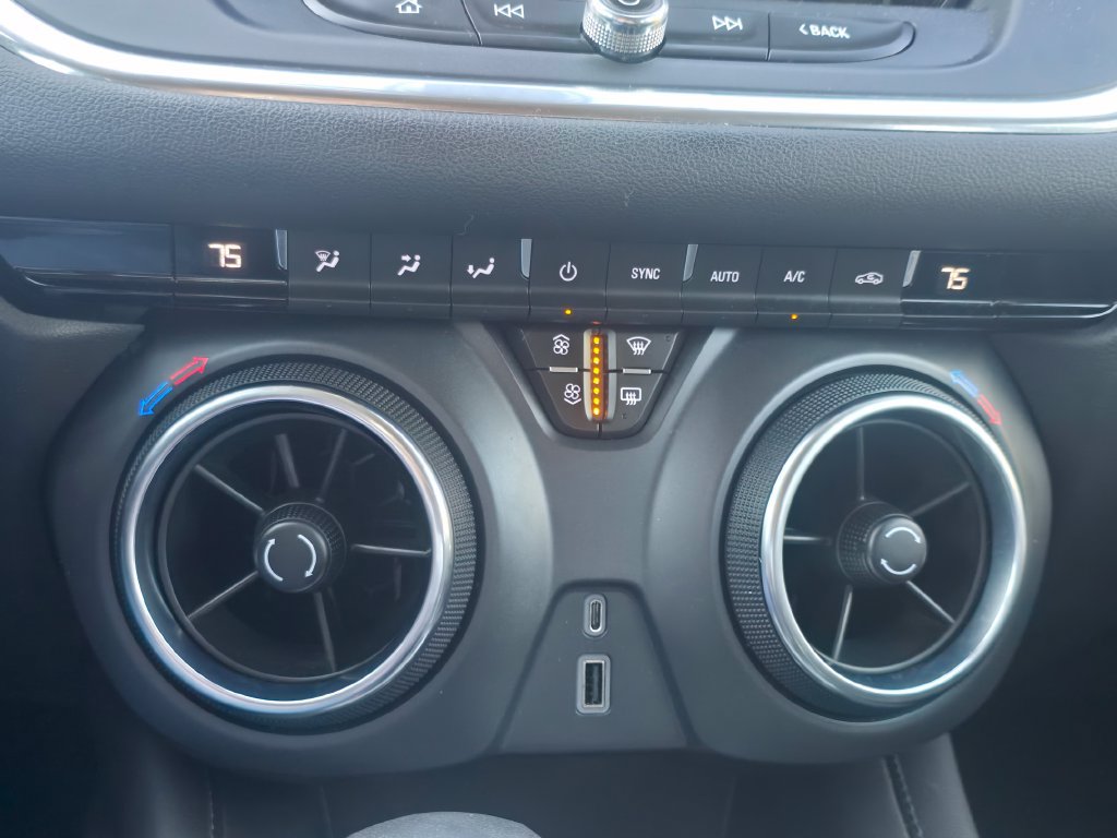Certified 2022 Chevrolet Blazer LT FWD image 34