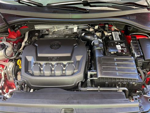 Certified 2023 Volkswagen Tiguan SE FWD image 9