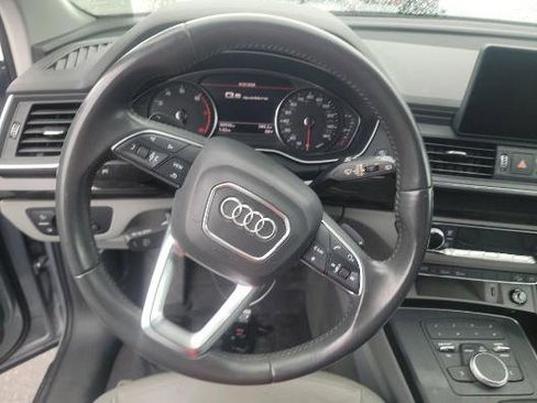 Used 2019 Audi Q5 2.0T Premium w/ Convenience Package AWD/4WD image 5